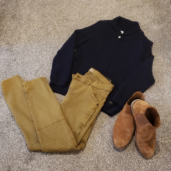 Zara Boys Navy Blue Pullover Sweater 👌 size 11/12
